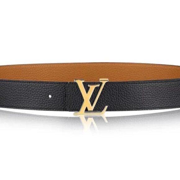 Unworn 100% Authentic Louis Vuitton Reversible Belt Size 105 w/ Dustbag - Picture 2 of 4